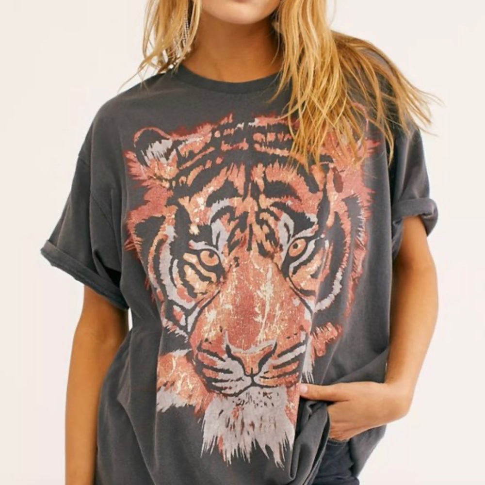 Free People X Wrangler Tiger Tee Oversized Graphic Tiger Tee X SMALL fits L.
